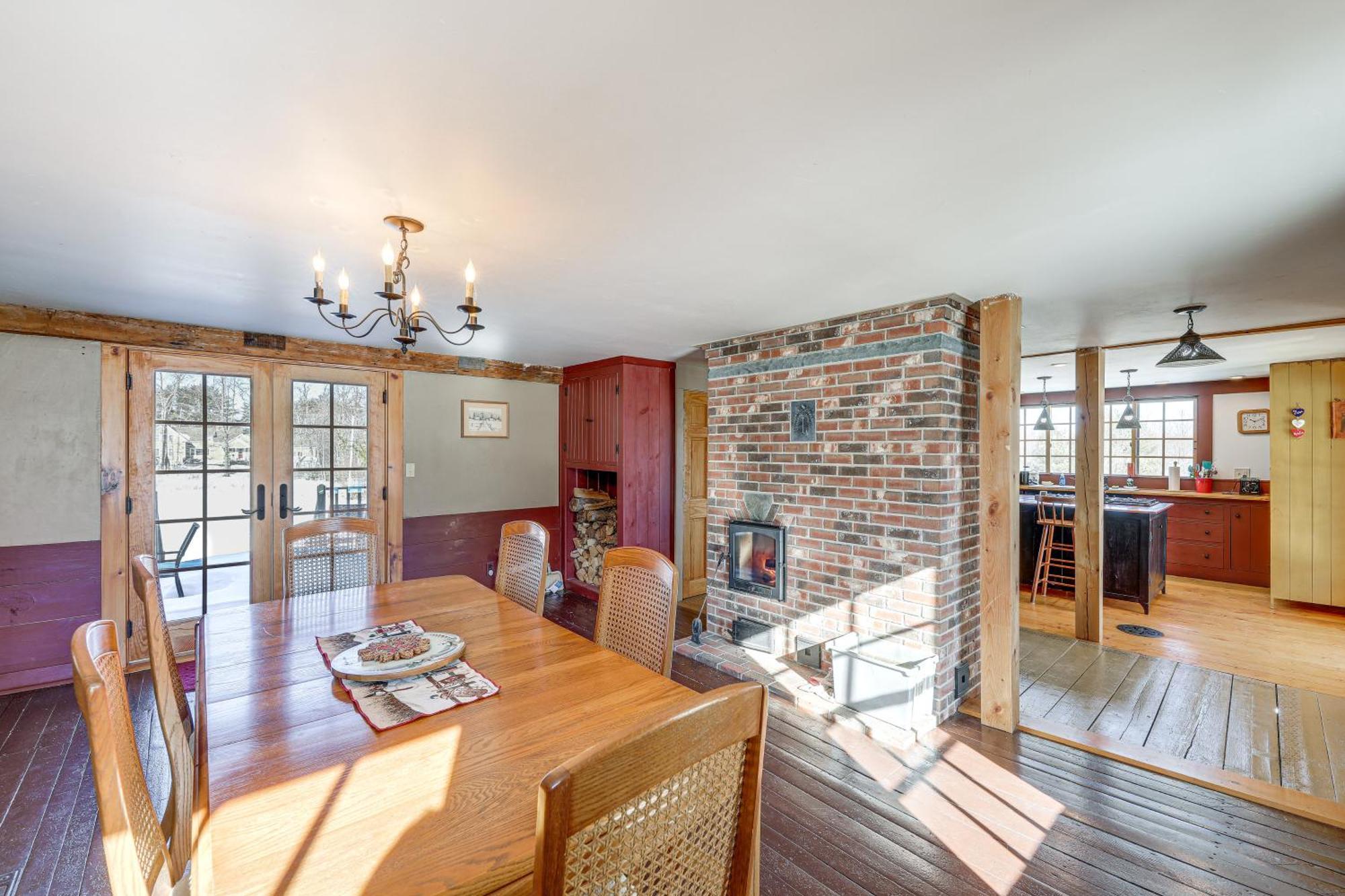 Charming Lovell Farmhouse - 17 Acres With Mtn Views! Exterior photo