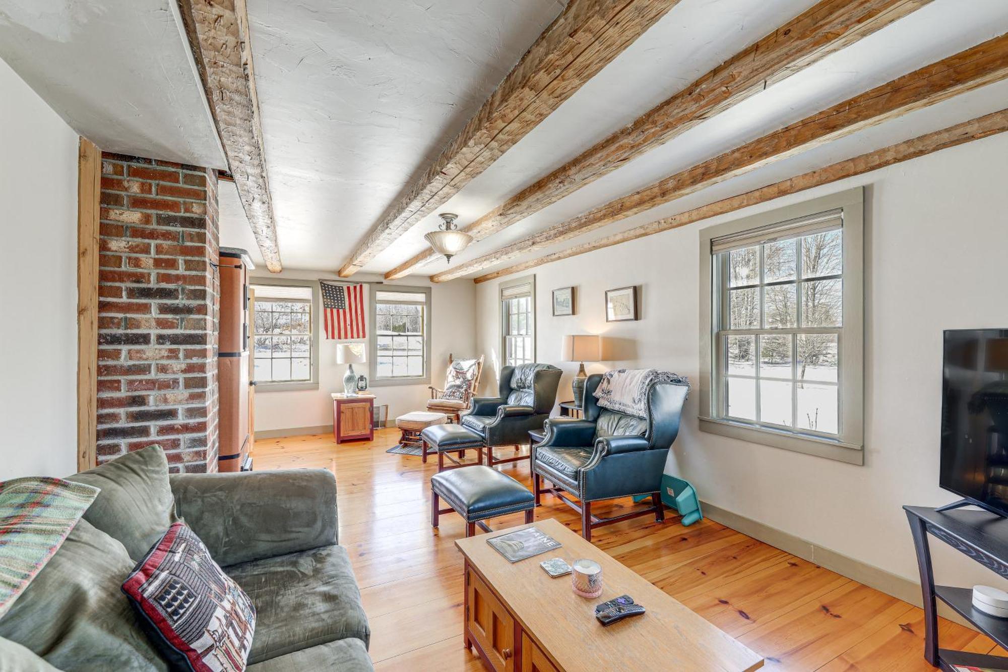 Charming Lovell Farmhouse - 17 Acres With Mtn Views! Exterior photo